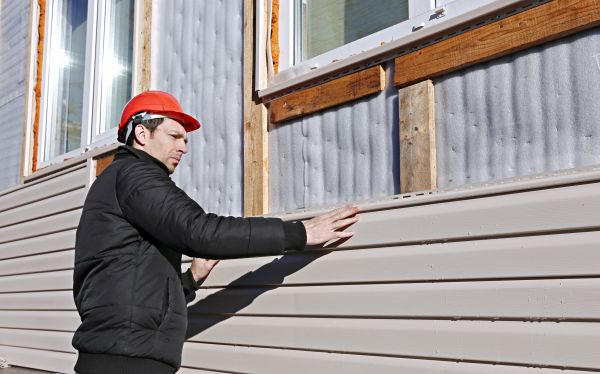 Cost of Vinyl Cladding Repair in Manchester