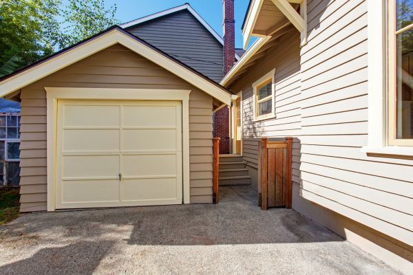 Garage Siding Replacement in Manchester