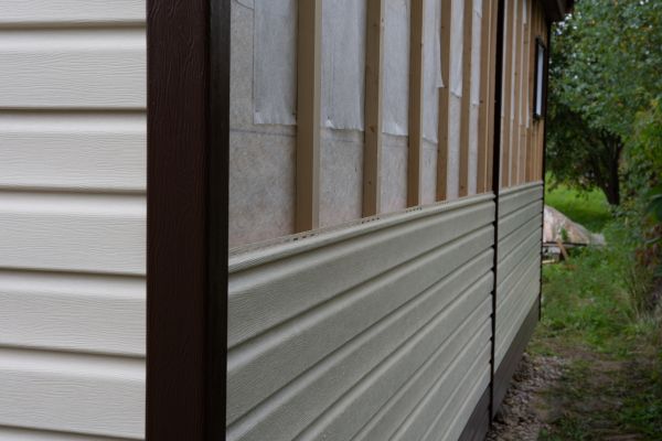 Cost of Fiberboard Siding Installation in Manchester